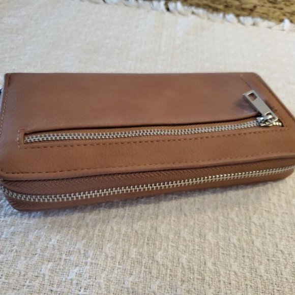 L@@K SAFE KEEPER RFID Brown Large Wallet Faux Leather EXCELLENT! NWT - Picture 4 of 7